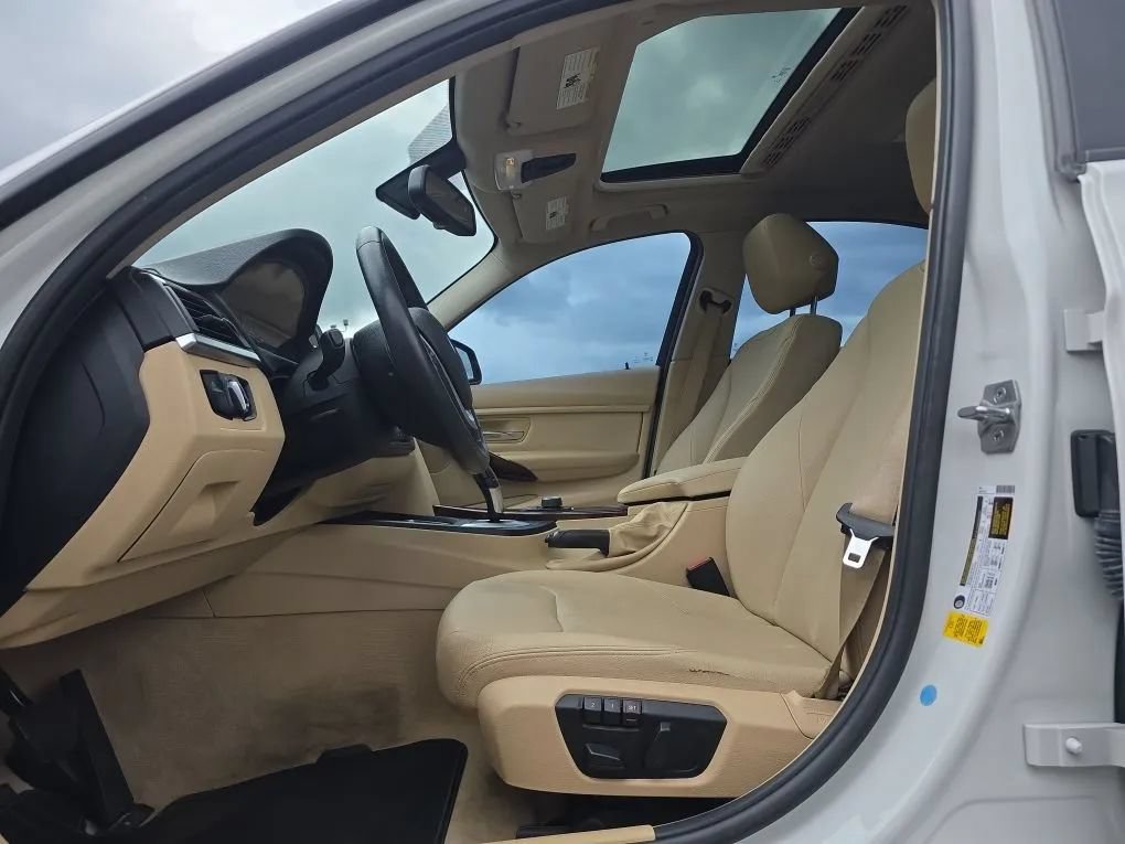 Used 2015 BMW 328i Sedan RWD image 14