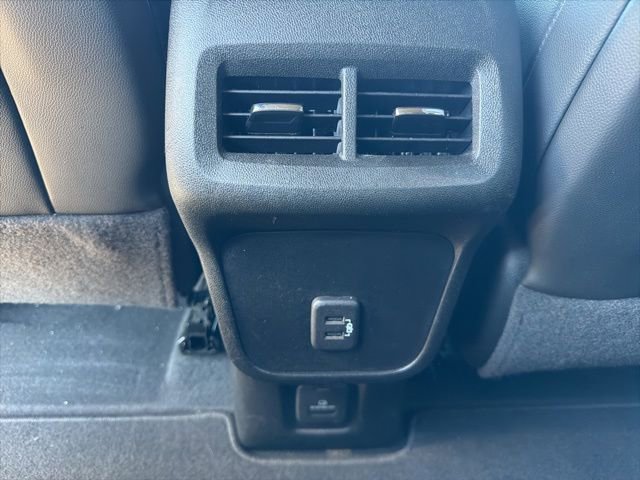 Used 2022 Chevrolet Equinox RS w/ Infotainment Package AWD/4WD image 16