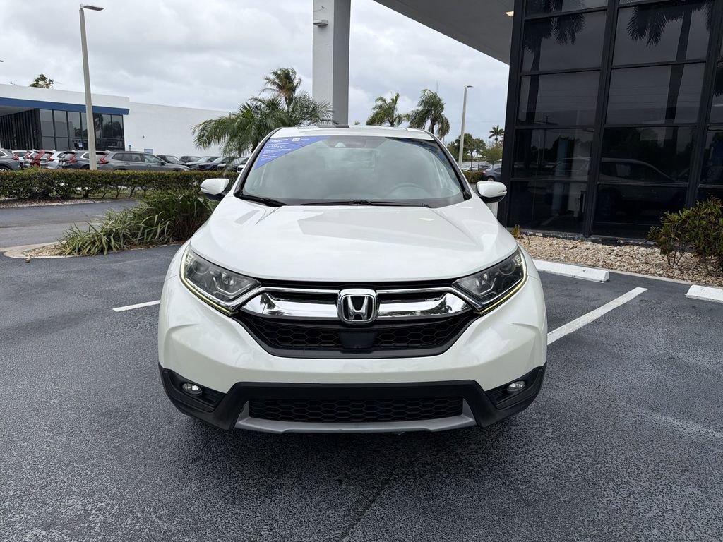 Used 2018 Honda CR-V Touring image 3