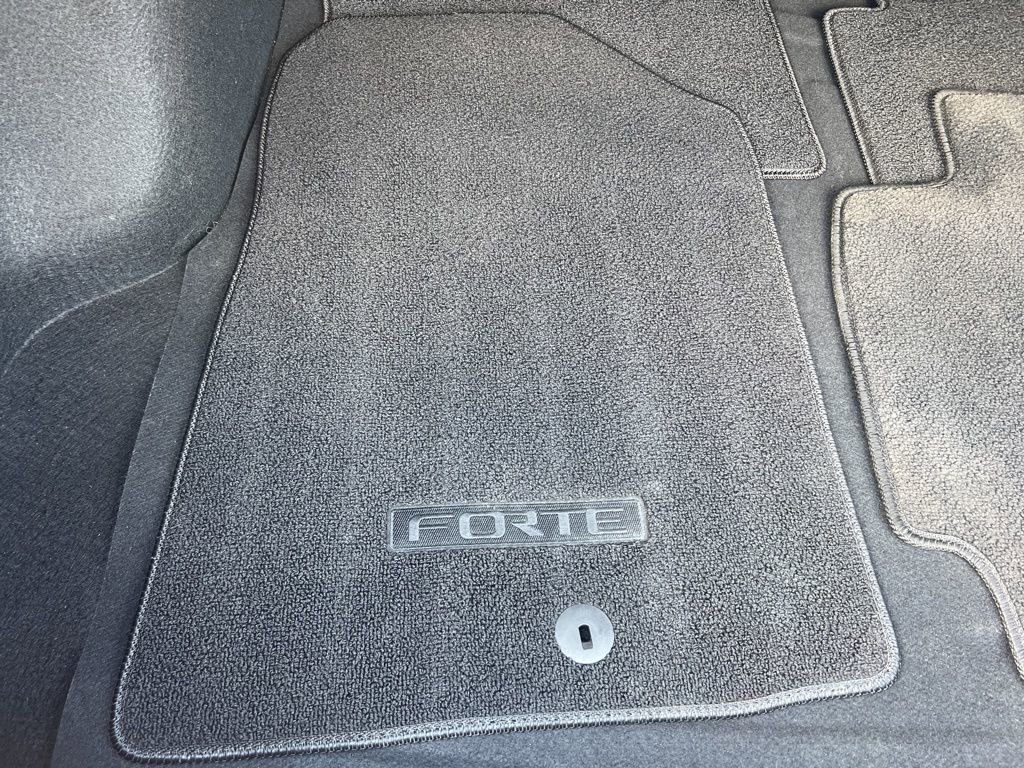 Certified 2023 Kia Forte LXS image 13