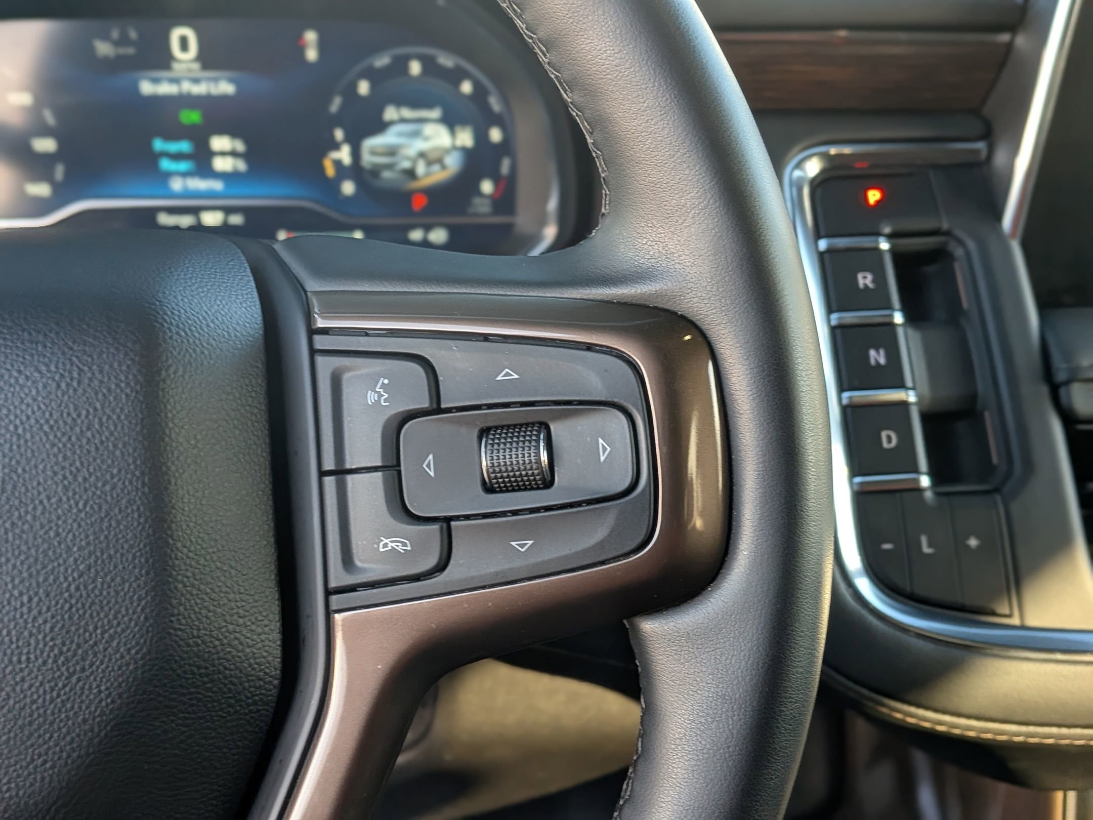 Certified 2024 Chevrolet Tahoe High Country w/ Premium Package AWD/4WD image 23