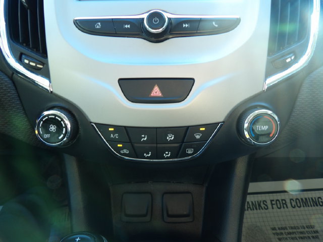 Used 2018 Chevrolet Cruze LS FWD image 24