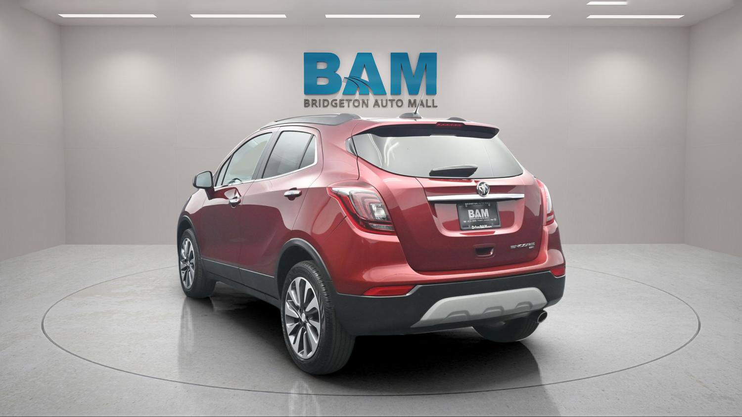 Used 2022 Buick Encore Preferred w/ Safety Package AWD/4WD image 5