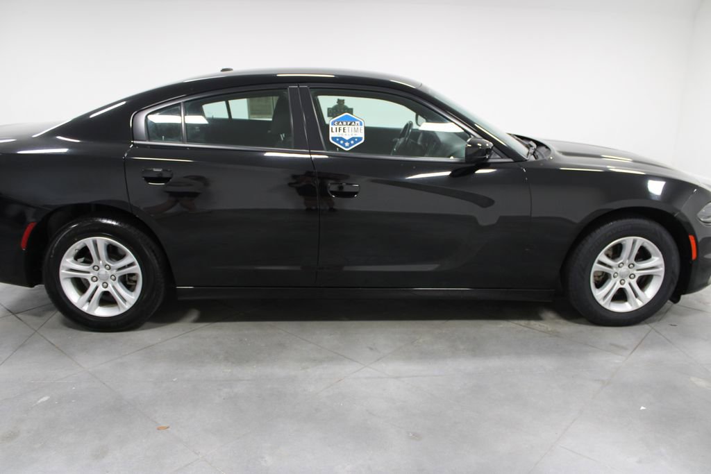 Used 2022 Dodge Charger SXT RWD image 10