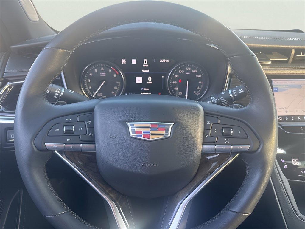 Used 2021 Cadillac XT6 Premium Luxury image 25