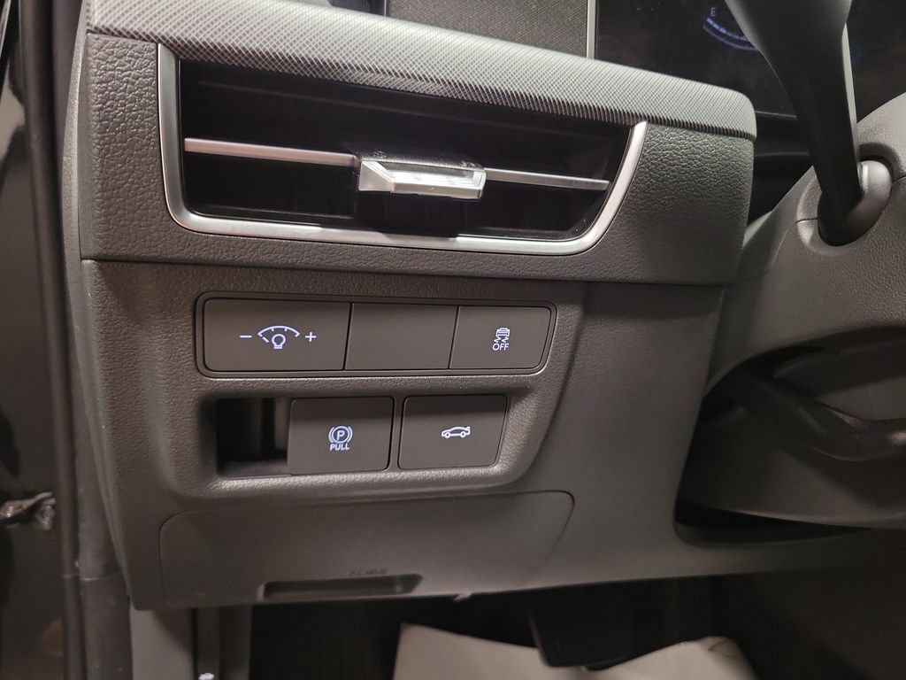 Used 2025 Hyundai Sonata SEL FWD image 27