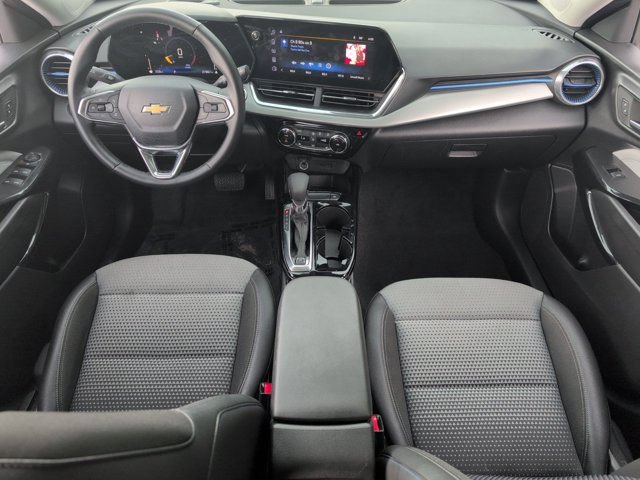 Used 2025 Chevrolet Trax LT w/ LT Convenience Package FWD image 25