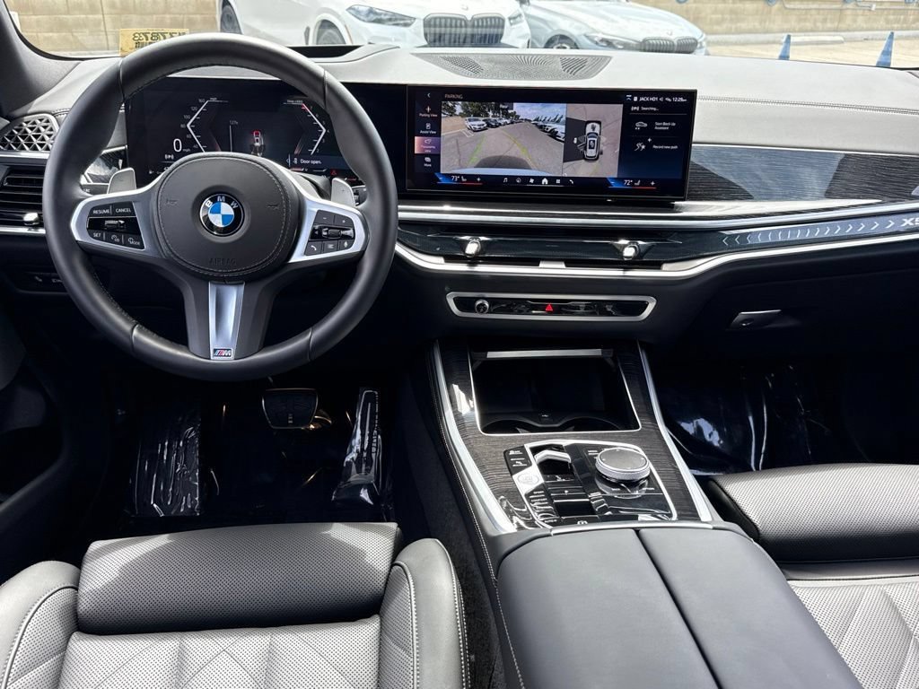 Used 2026 BMW X5 sDrive40i w/ M Sport Package RWD image 32
