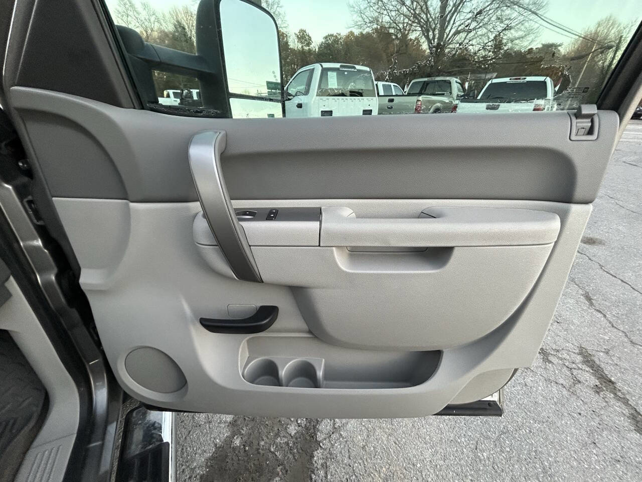 Used 2014 Chevrolet Silverado 2500 LT w/ Texas Edition image 24