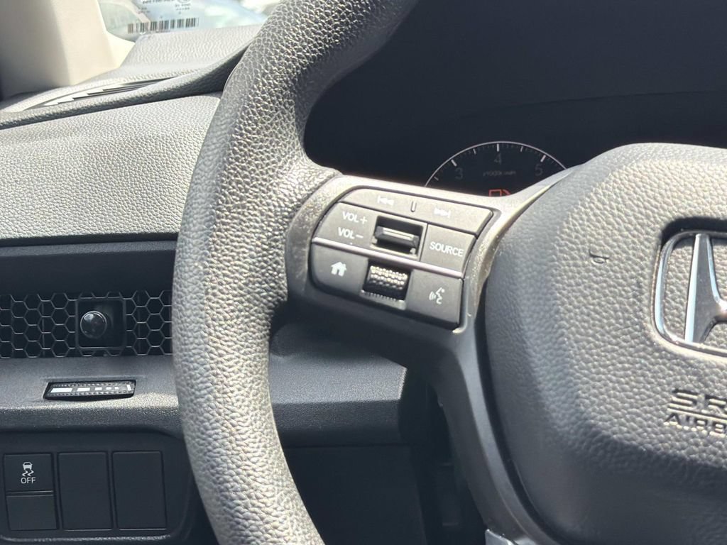 Used 2025 Honda CR-V LX image 14