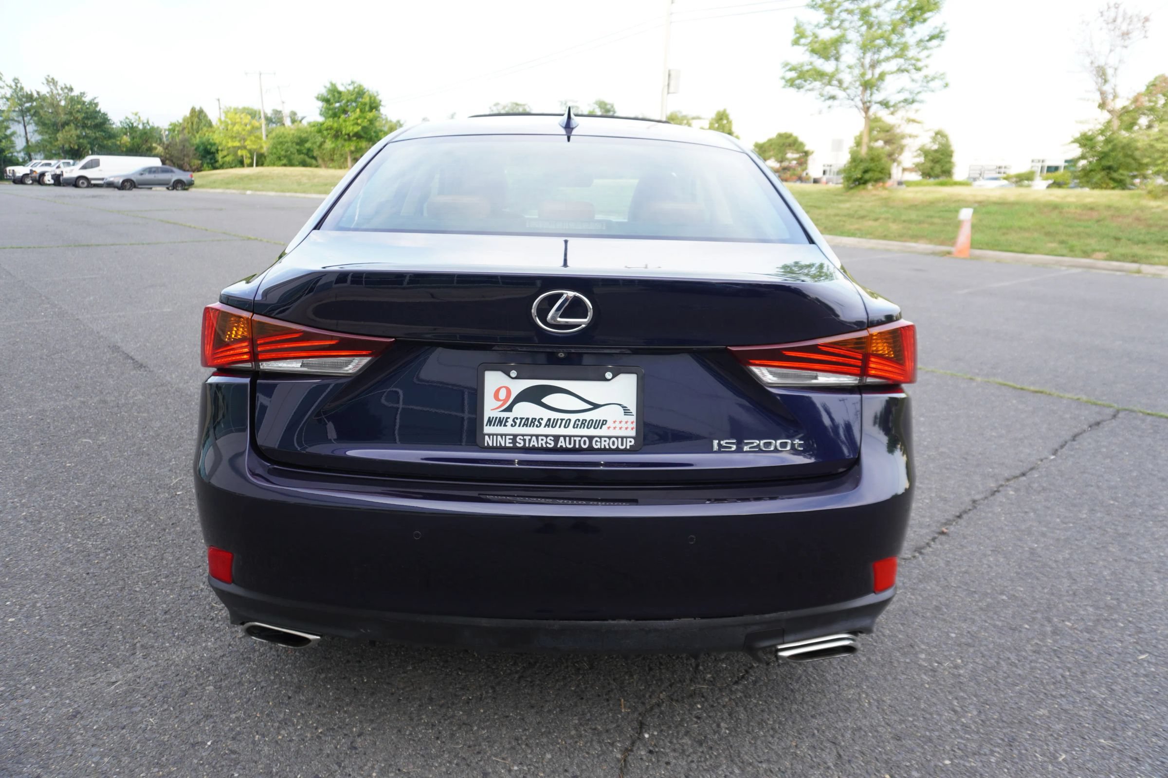 Used 2017 Lexus IS 200t w/ Premium Package RWD image 6