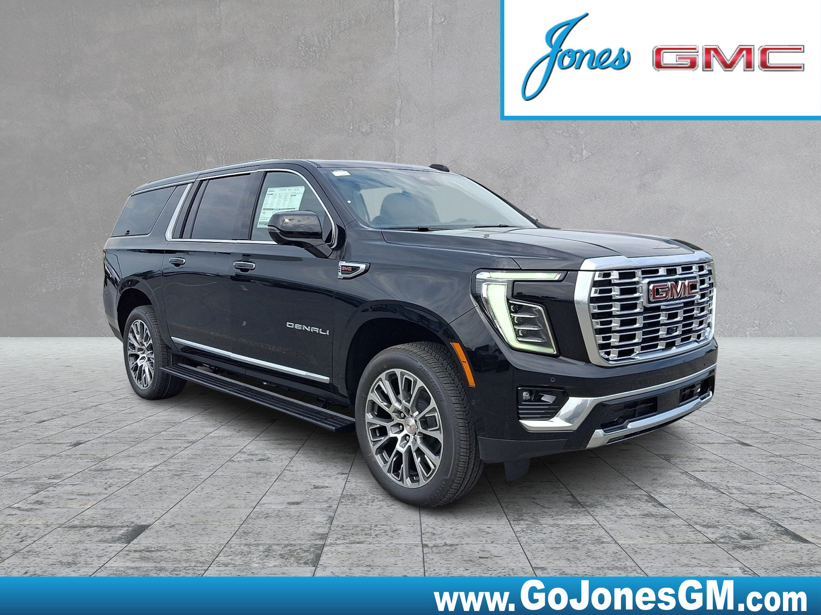 New 2026 GMC Yukon XL Denali w/ Sun & Power Step Package