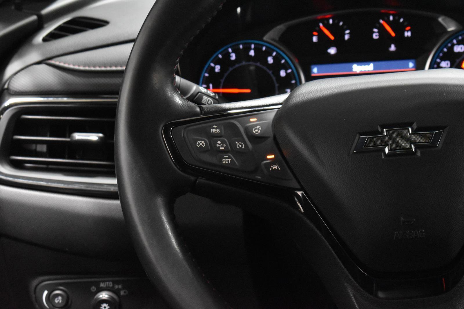 Used 2022 Chevrolet Equinox RS w/ RS Leather Package image 7