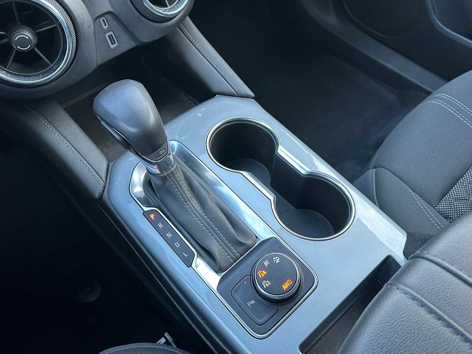 Used 2020 Chevrolet Blazer LT image 35