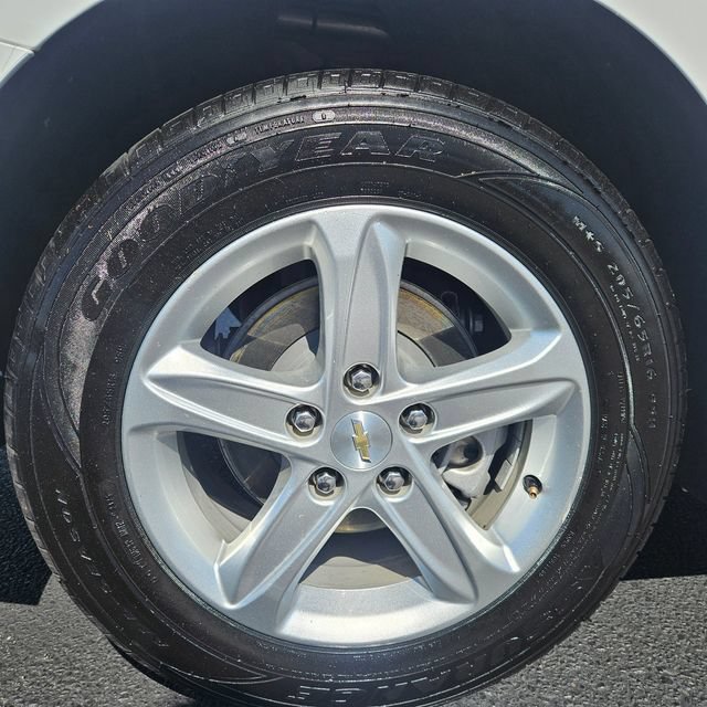 Used 2024 Chevrolet Malibu LT FWD image 34