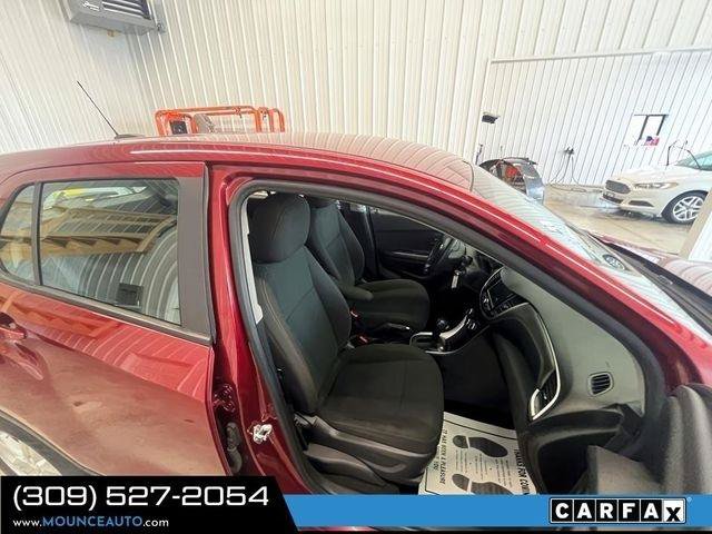 Used 2022 Chevrolet Trax LS AWD/4WD image 5