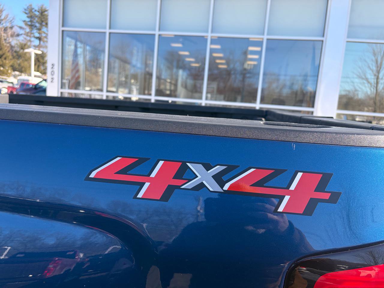 Used 2019 Chevrolet Silverado 2500 High Country w/ Duramax Plus Package AWD/4WD image 16