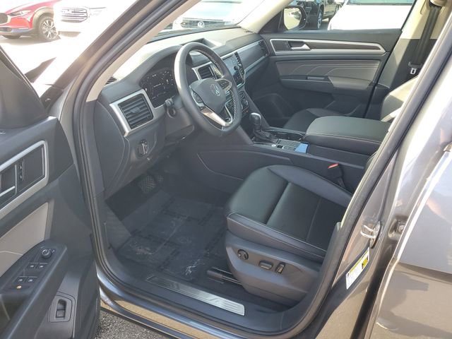 Certified 2023 Volkswagen Atlas SE image 18