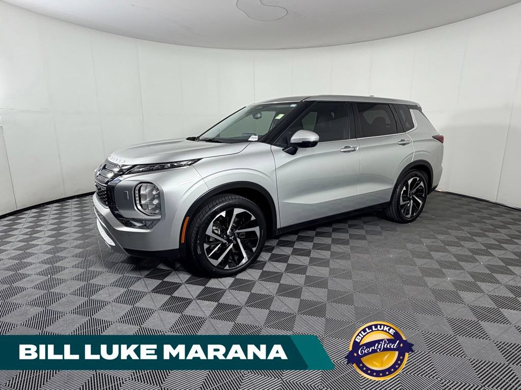 Used 2024 Mitsubishi Outlander SE AWD/4WD image 1