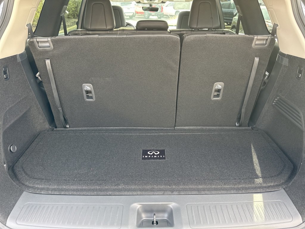 Certified 2026 INFINITI QX60 Luxe w/ Cargo Package AWD/4WD image 32