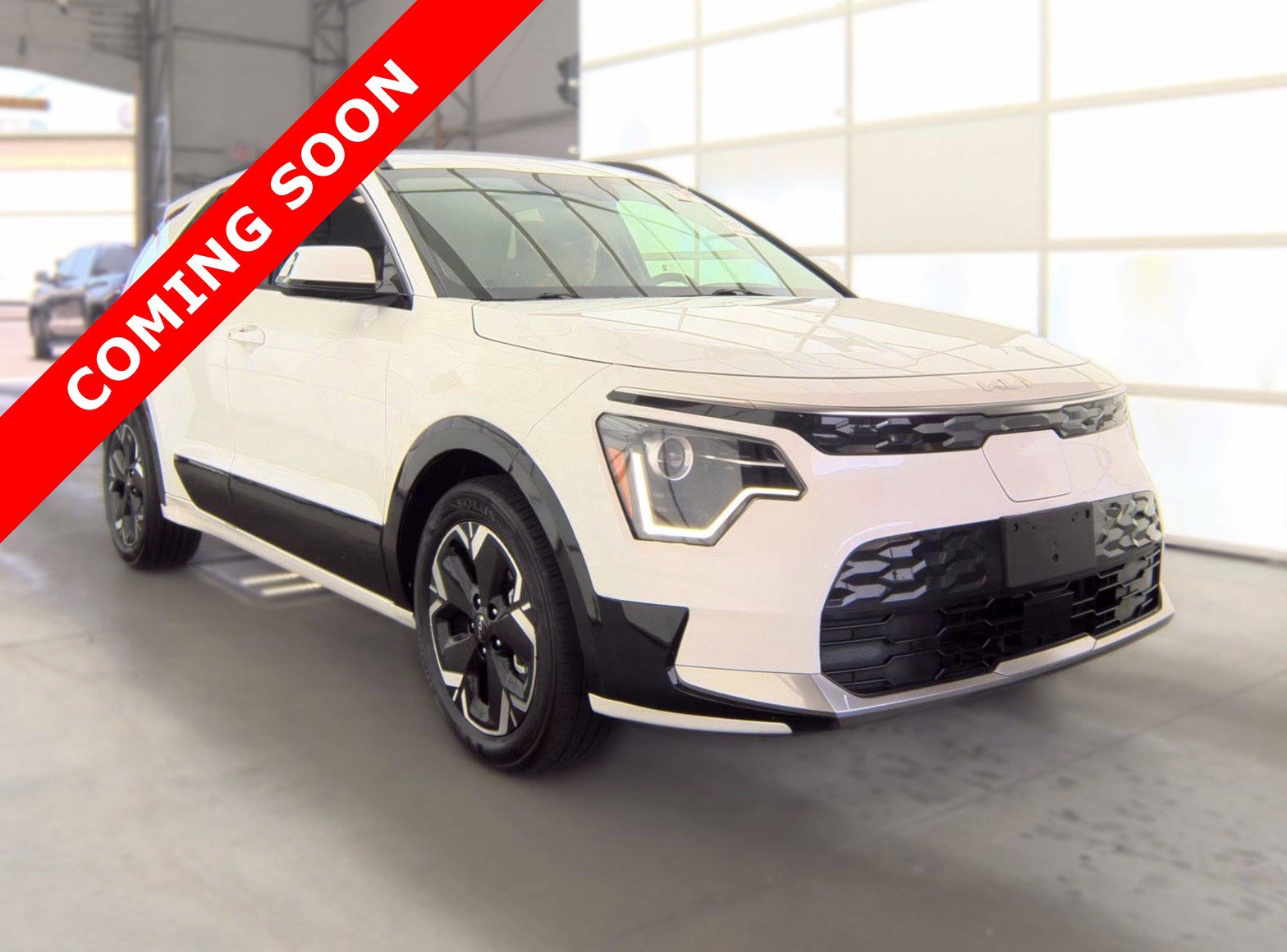 Used 2023 Kia Niro Wind w/ Wind Preserve Package FWD image 3