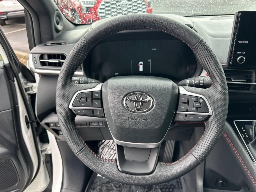 Certified 2026 Toyota Sienna XSE AWD/4WD image 19