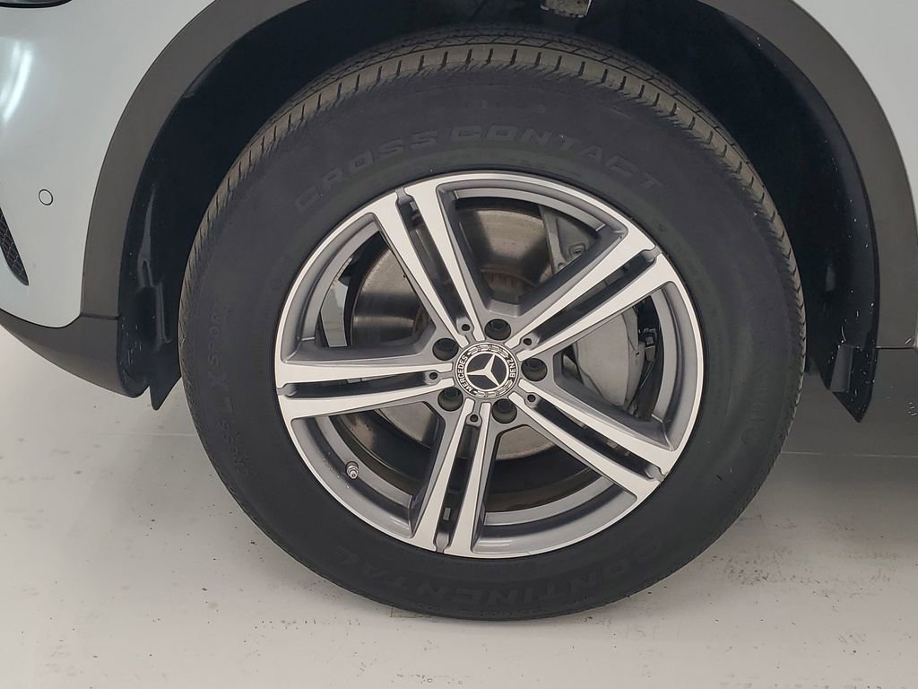 Used 2021 Mercedes-Benz GLC 300 4MATIC image 8