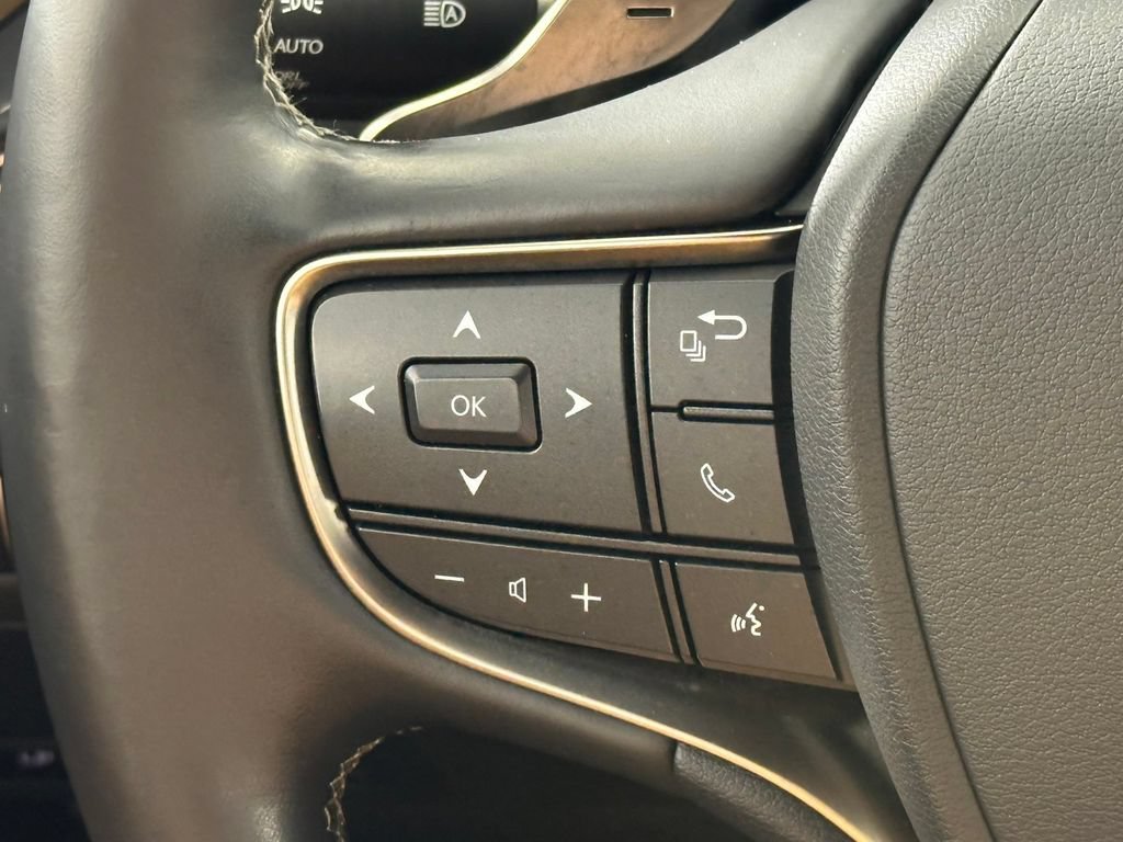 Used 2022 Lexus LS 500 AWD image 30