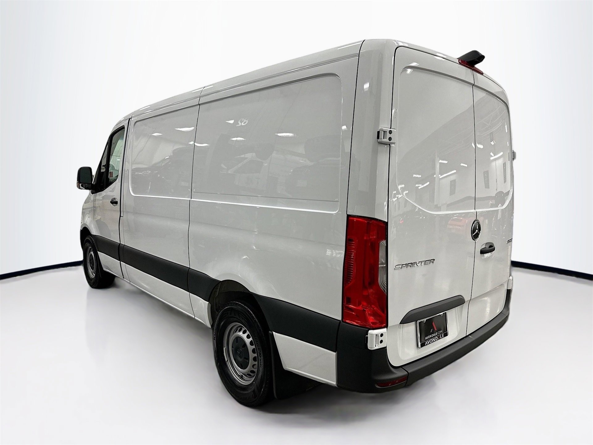 Used 2025 Mercedes-Benz Sprinter 2500 image 6