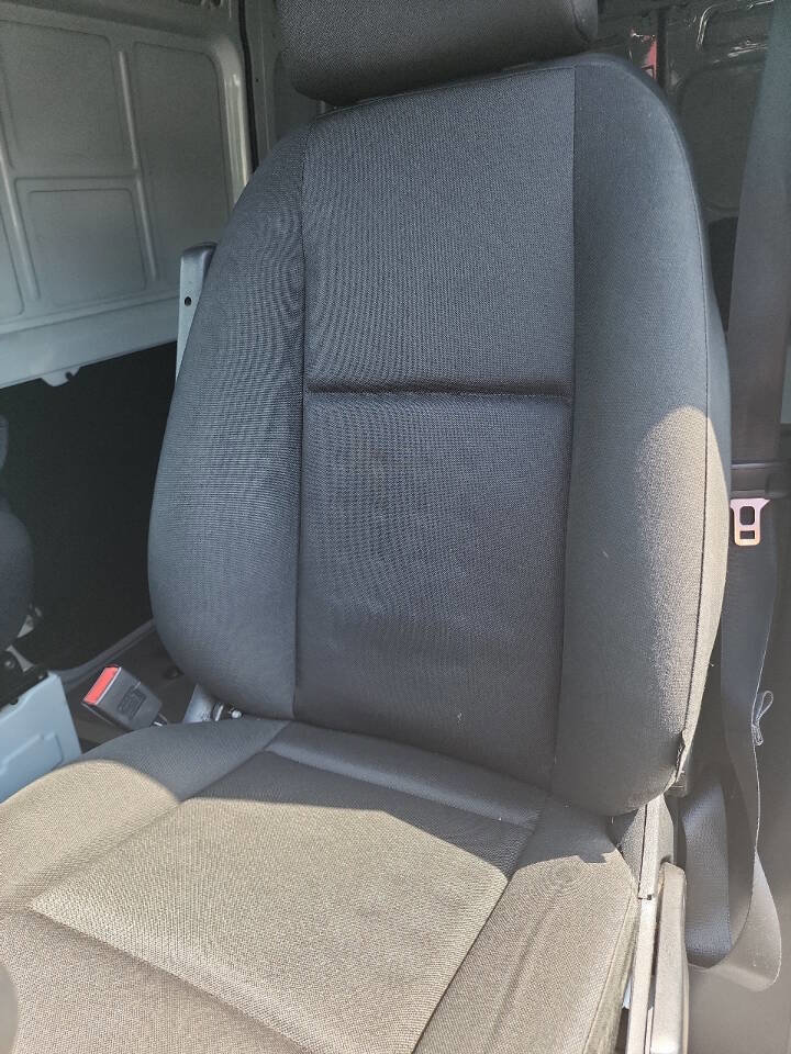 Used 2022 Mercedes-Benz Sprinter 2500 image 21