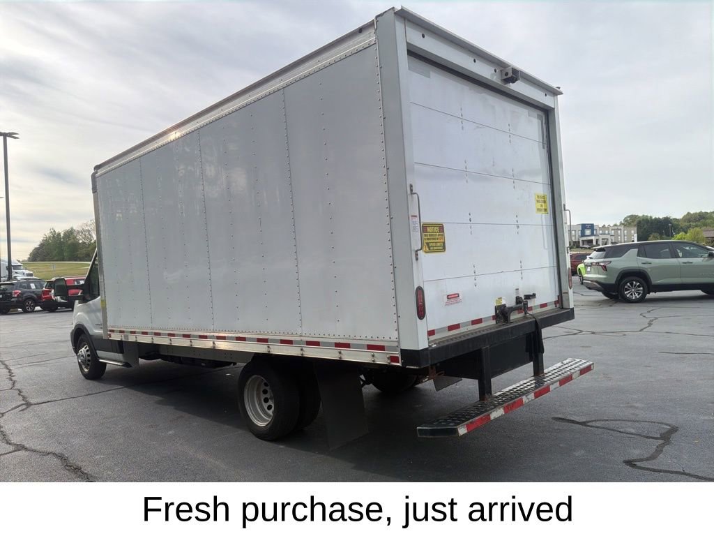 Used 2022 Ford Transit 350 Low Roof DRW image 5