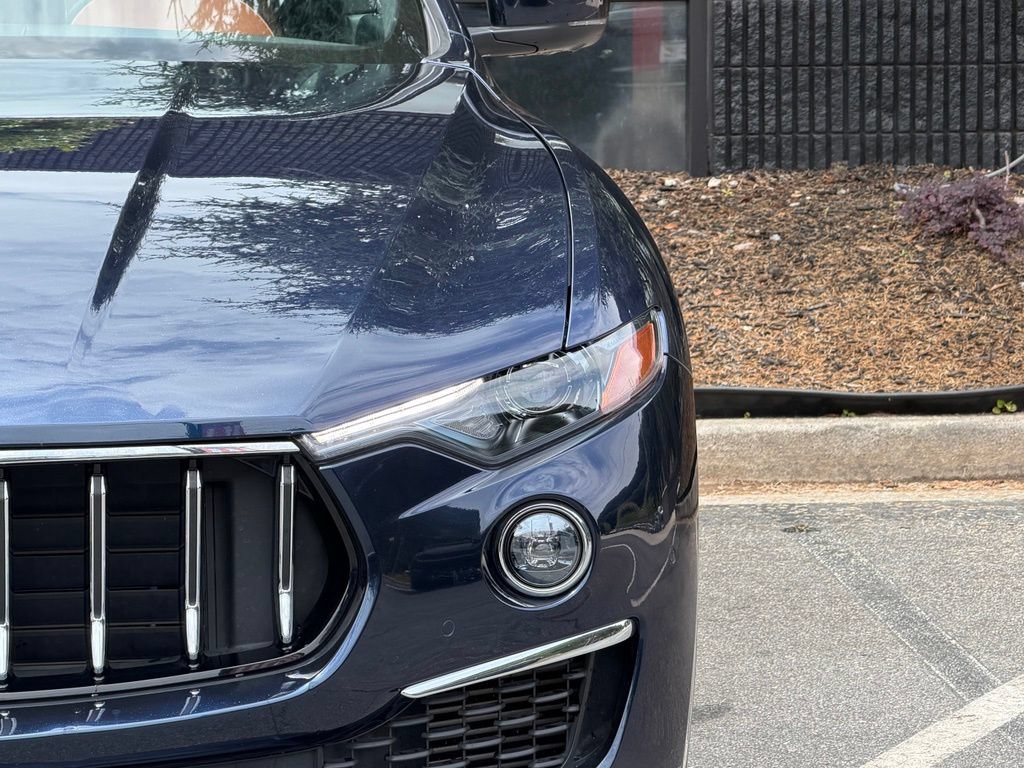Used 2022 Maserati Levante GT AWD/4WD image 5