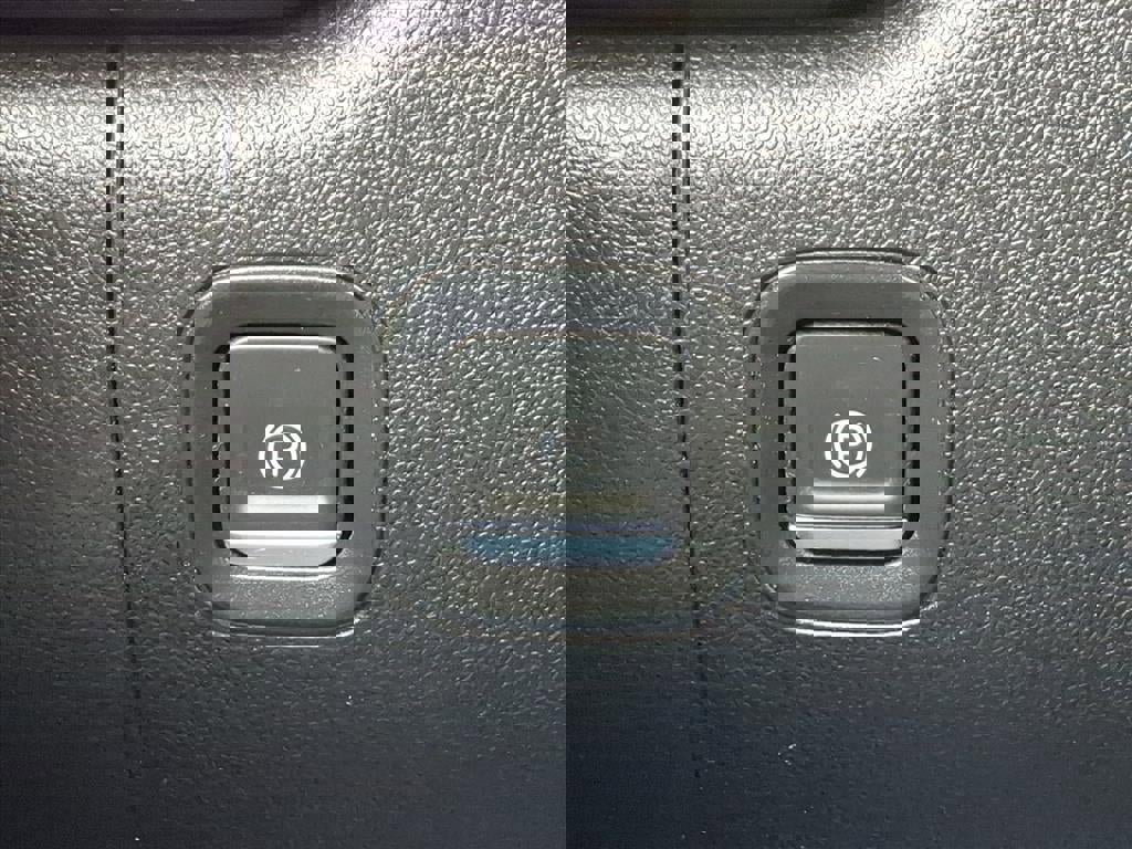 Used 2021 Chevrolet Silverado 3500 High Country w/ LPO, Hitch Package image 24