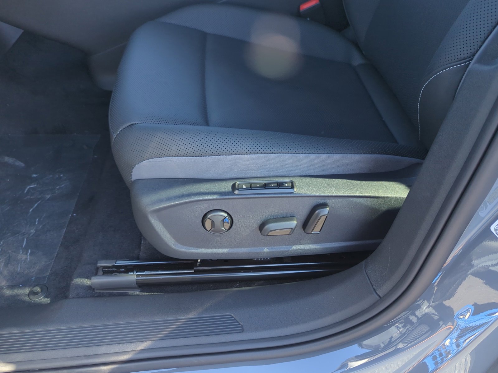 New 2025 Volkswagen ID.4 Pro S RWD image 14