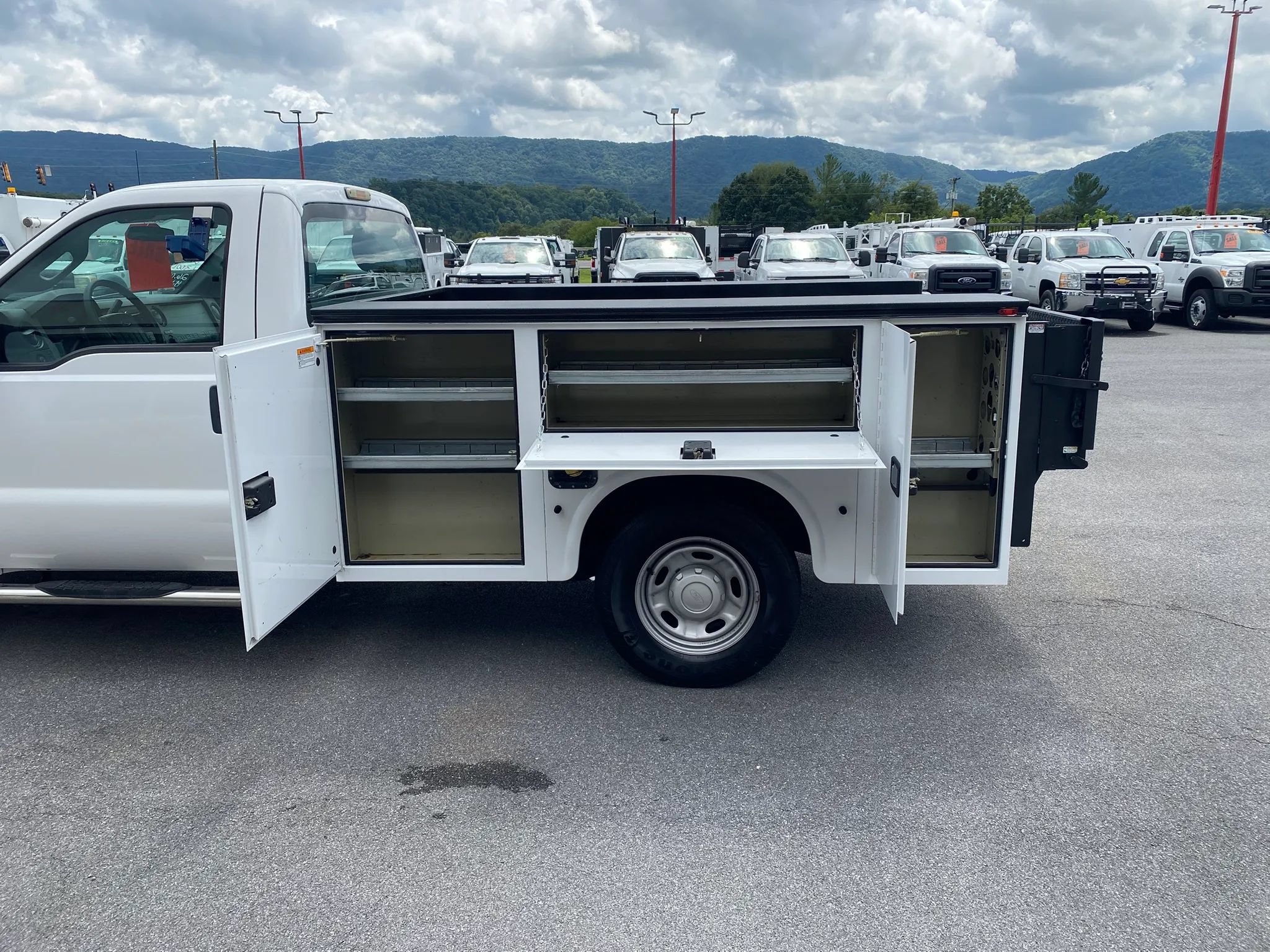 Used 2016 Ford F250 XL RWD image 23