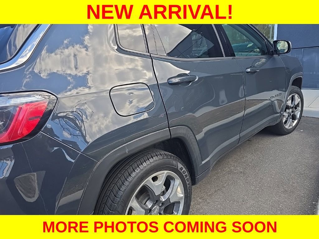 Used 2018 Jeep Compass Limited image 5