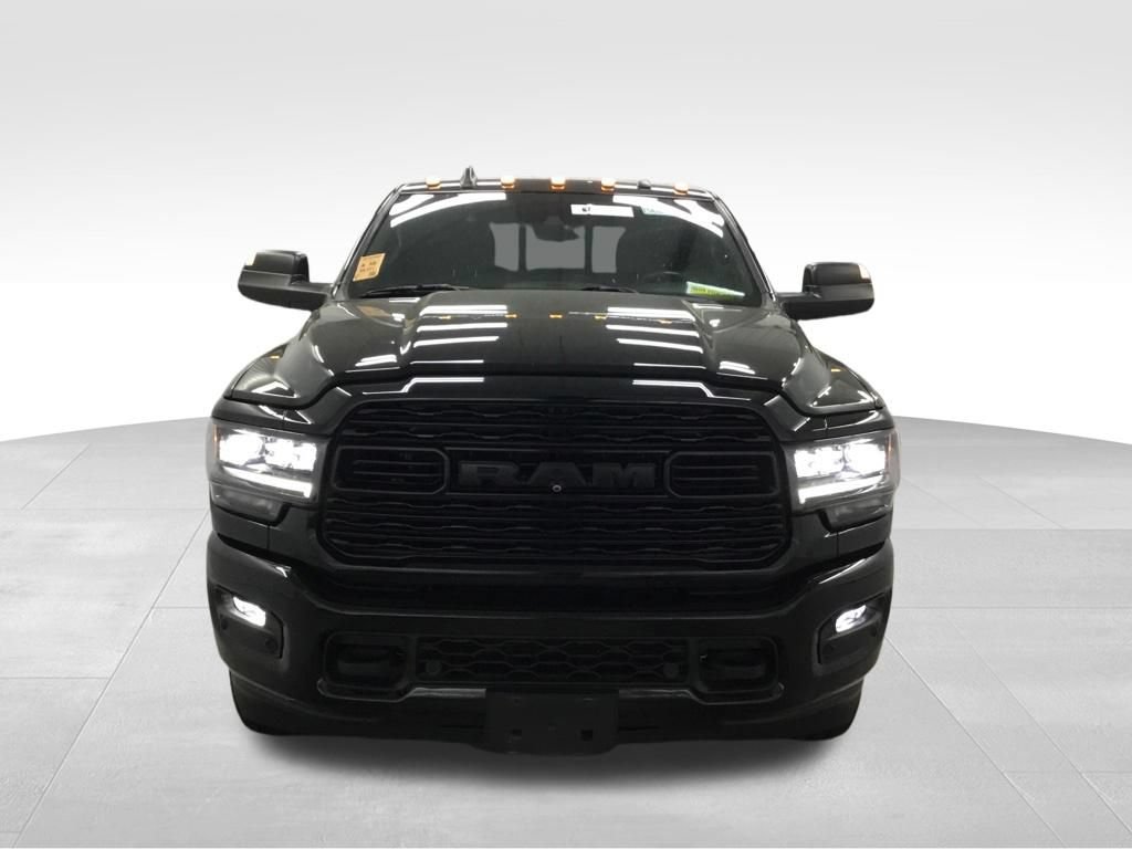 Used 2022 RAM 3500 Limited AWD/4WD image 3