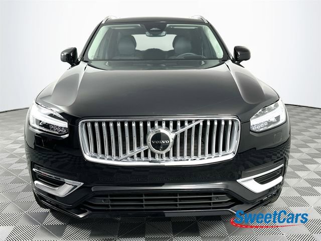 Used 2025 Volvo XC90 B6 Ultra w/ Protection Package Premier image 2