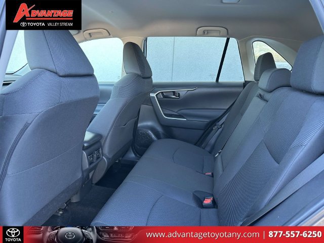 Certified 2024 Toyota RAV4 LE AWD/4WD image 16