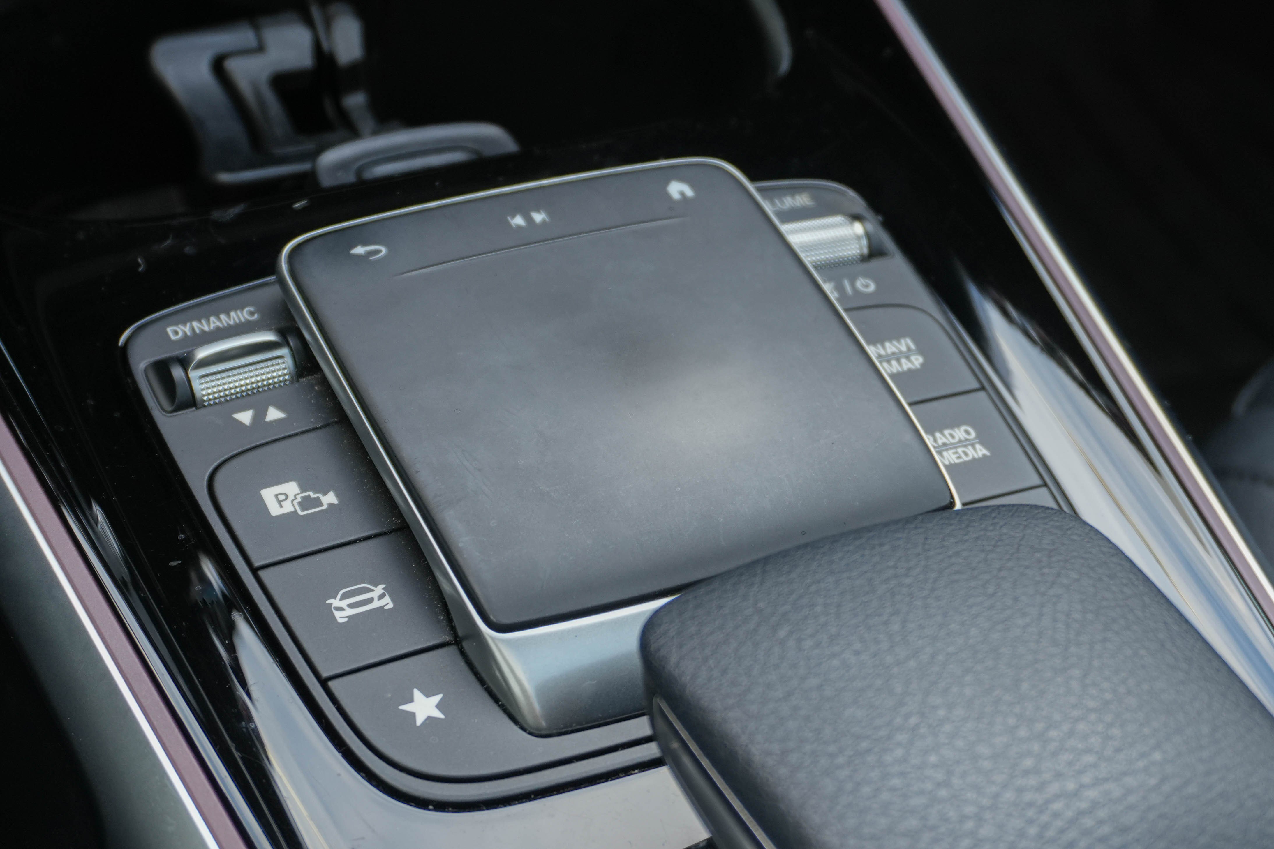 Used 2022 Mercedes-Benz GLB 250 4MATIC image 28