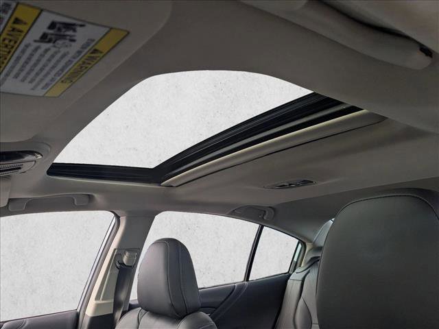 Certified 2022 Subaru Legacy Limited XT image 16