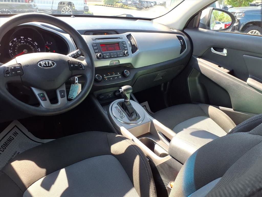 Used 2016 Kia Sportage LX image 5