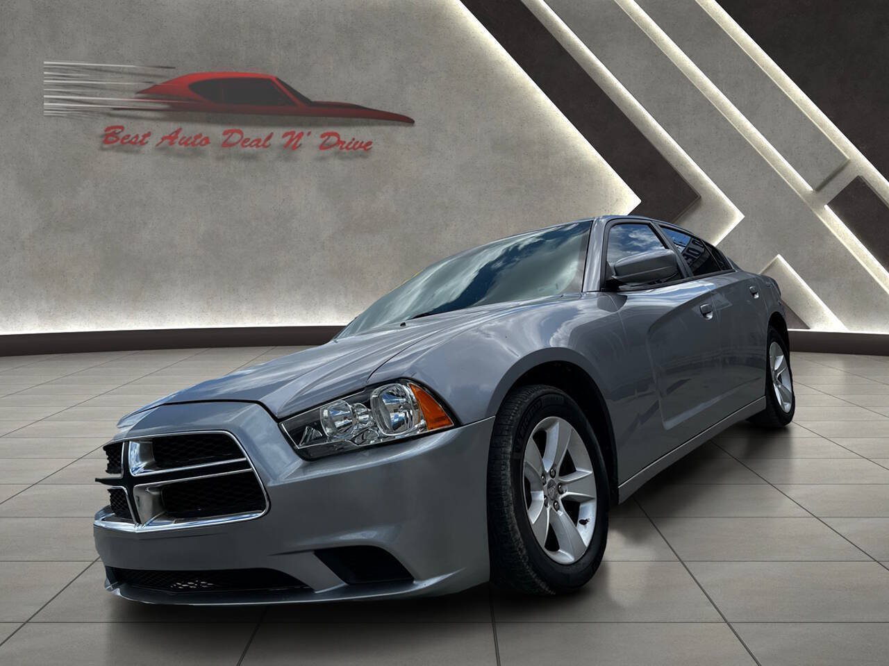 Used 2014 Dodge Charger SE w/ Connectivity Group RWD image 3