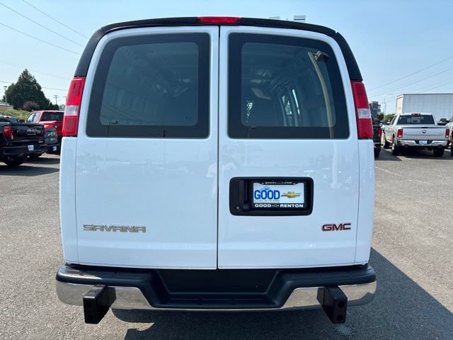Used 2025 GMC Savana 2500 w/ Driver Convenience Package RWD image 4