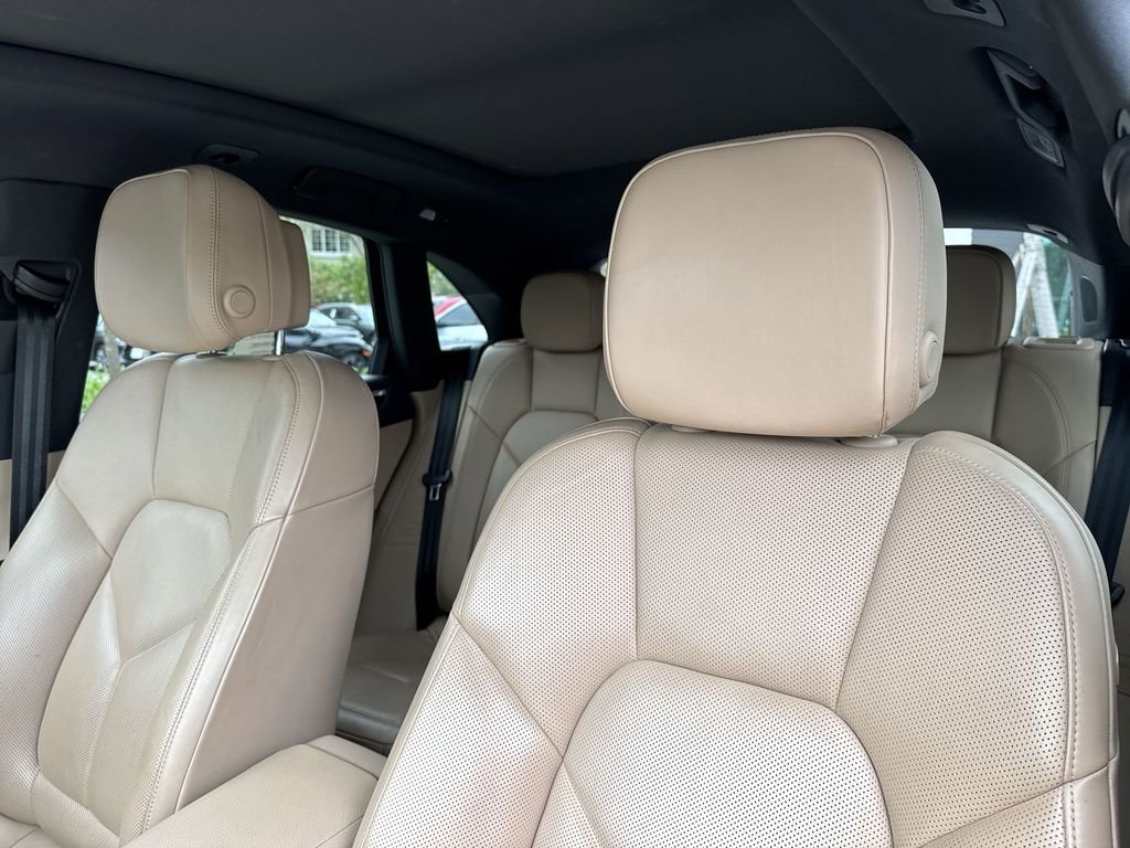 Used 2021 Porsche Macan image 43