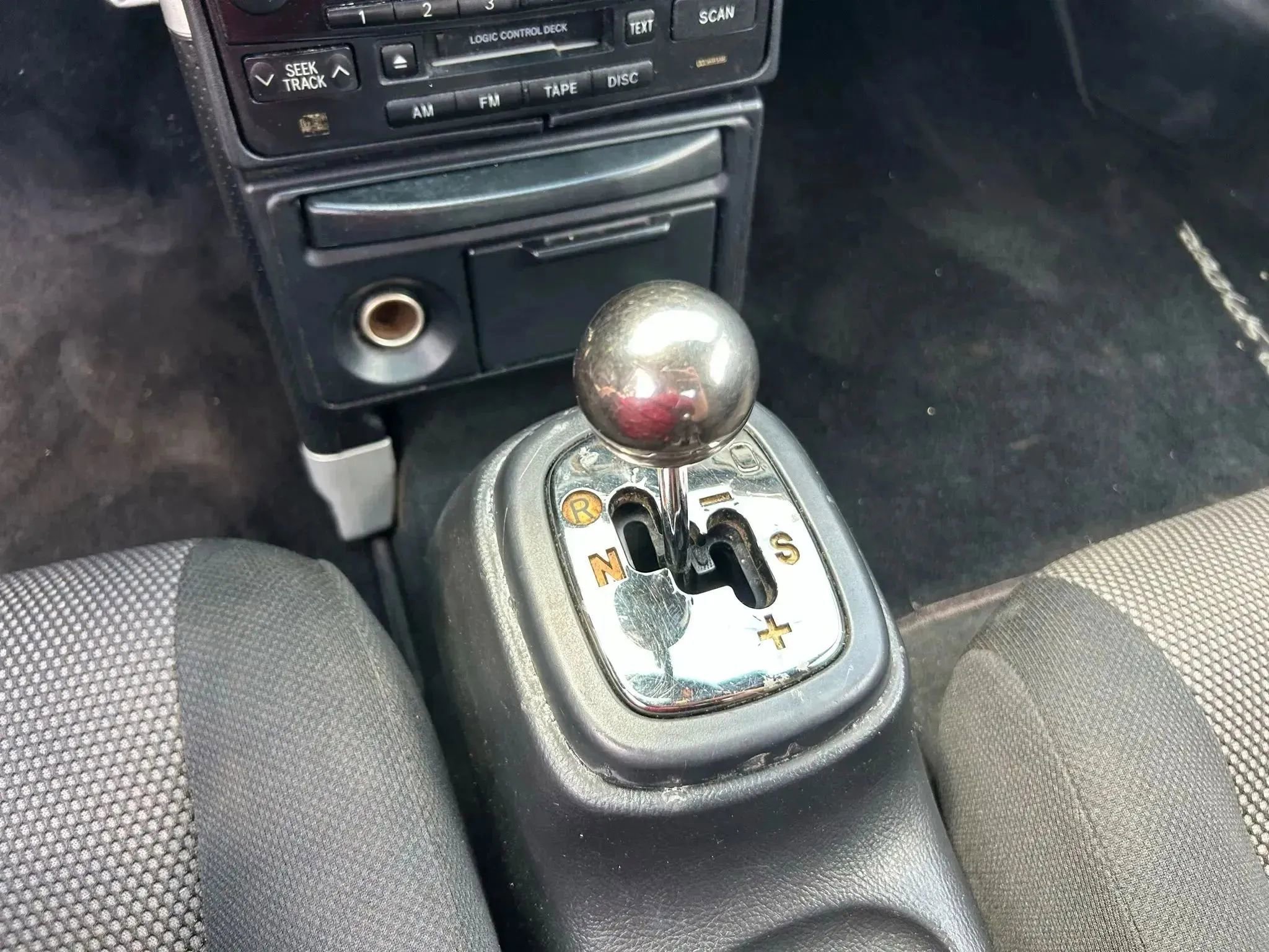 Used 2003 Toyota MR2 RWD image 20