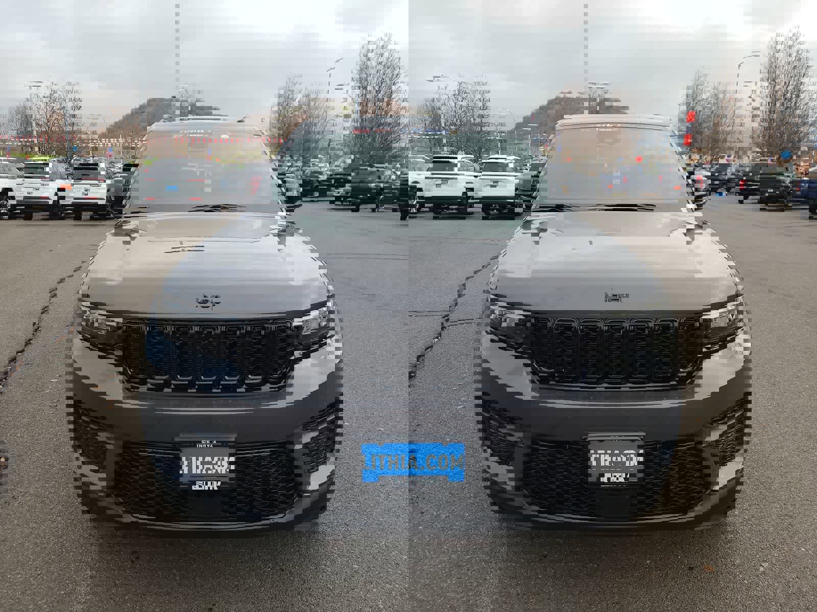 New 2025 Jeep Grand Cherokee Altitude image 14