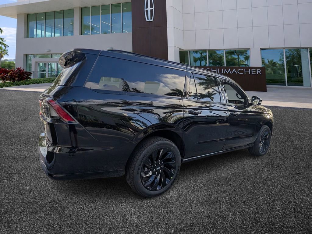 New 2026 Lincoln Navigator L Reserve AWD/4WD image 7