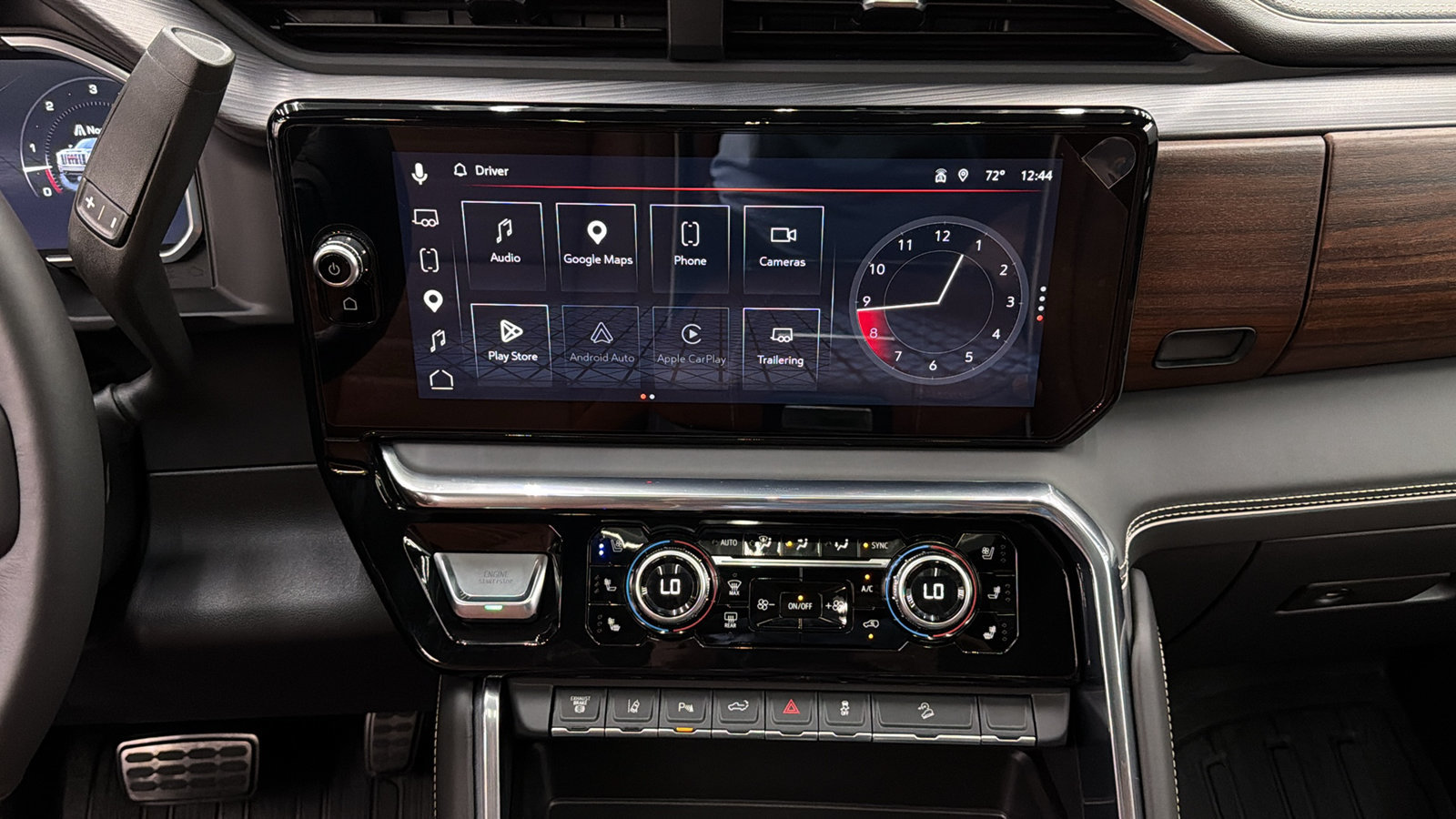 Used 2026 GMC Sierra 2500 Denali Ultimate w/ LPO, GMC Protection Package AWD/4WD image 22