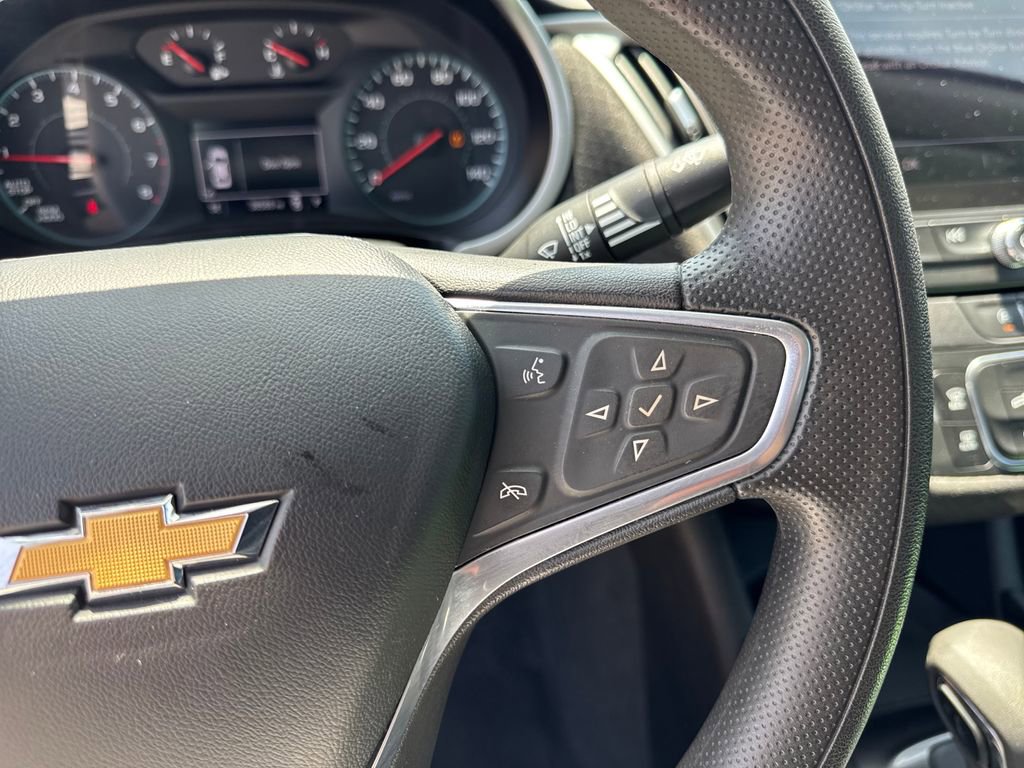 Used 2022 Chevrolet Malibu LS FWD image 18